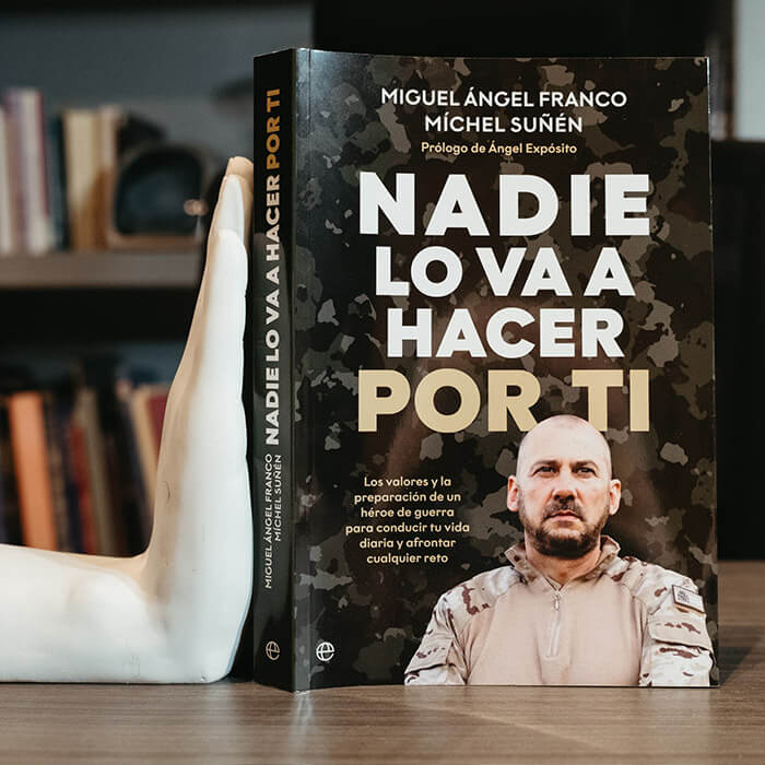 libro portada franco fernandez