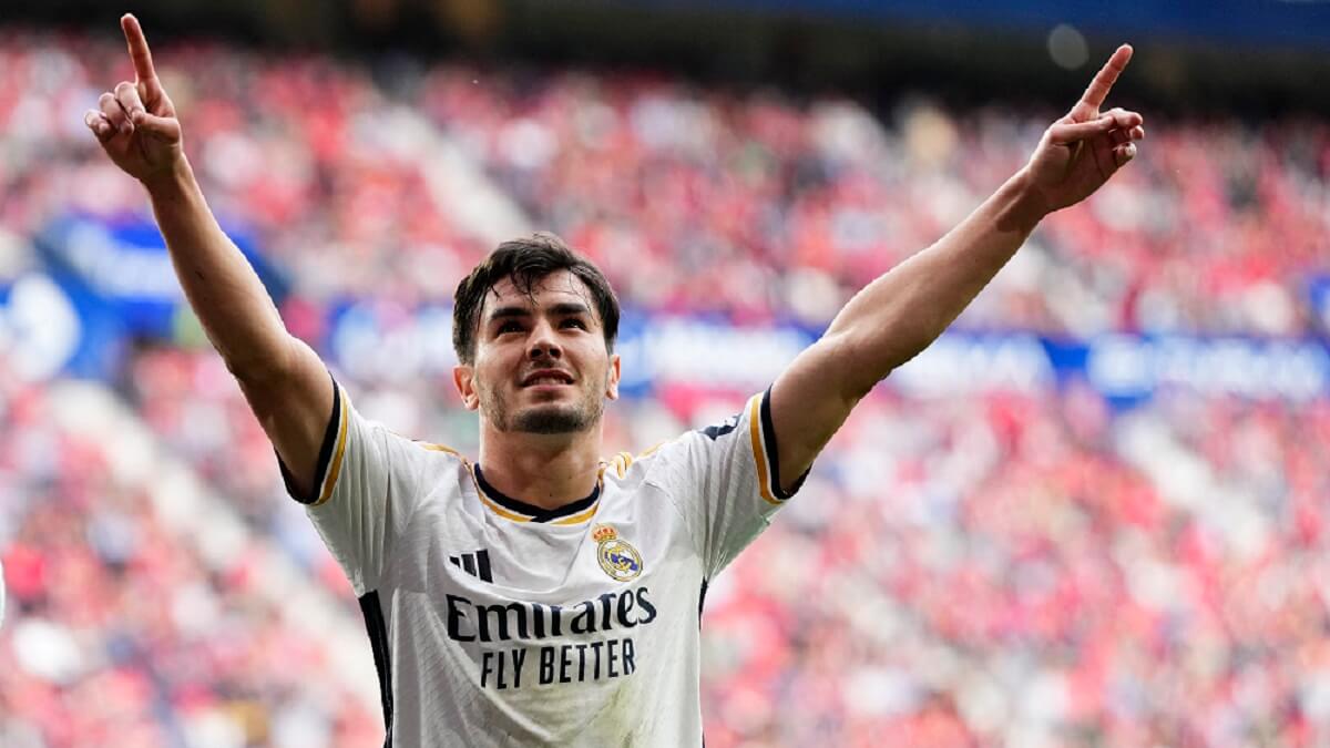 Brahim Díaz celebra después de marcar gol durante el partido de LaLiga EA Sports entre CA Osasuna y Real Madrid CF en el Estadio El Sadar el 16 de marzo de 2024 en Pamplona, España – PHOTO/JOSE BRETON/NurPhoto/NurPhoto vía AFP)