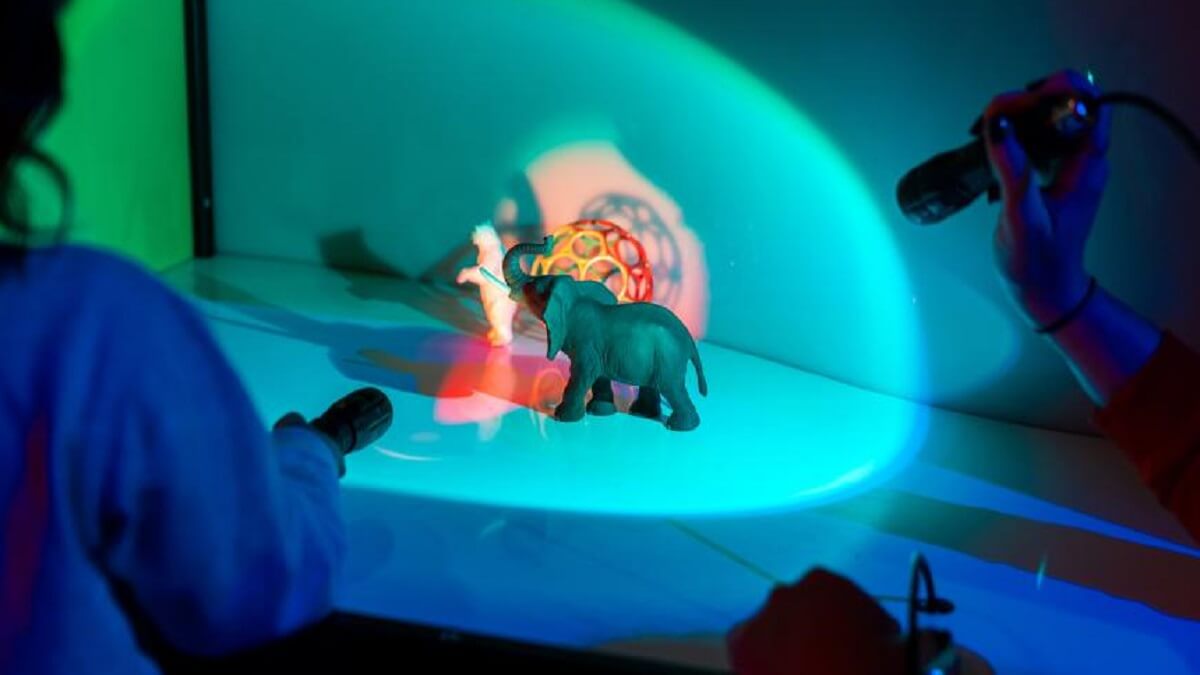 En el teatro de sombras aprenderán sobre la luz - © Fundación "la Caixa"