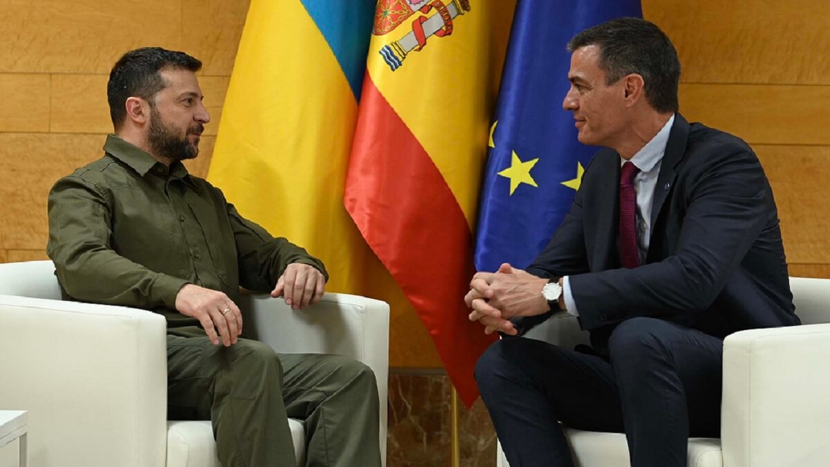 El comunicado de Moncloa asegura que el presidente Sánchez va a efectuar un refuerzo inmediato de las ayudas de España a Ucrania, ya que la industria nacional es clave para el ejército de Kiev - PHOTO/Pool Moncloa-Fernando Calvo