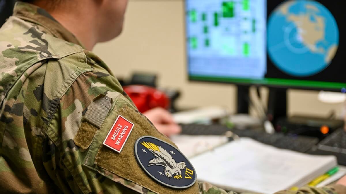 El Centro de Alerta de Misiles está en el centro de Operaciones Conjuntas del Mando Espacial de Estados Unidos, en el interior de la montaña Cheyenne, en Colorado Springs, estado de Colorado - PHOTO/USAF-Sgt. Mike Andriacco