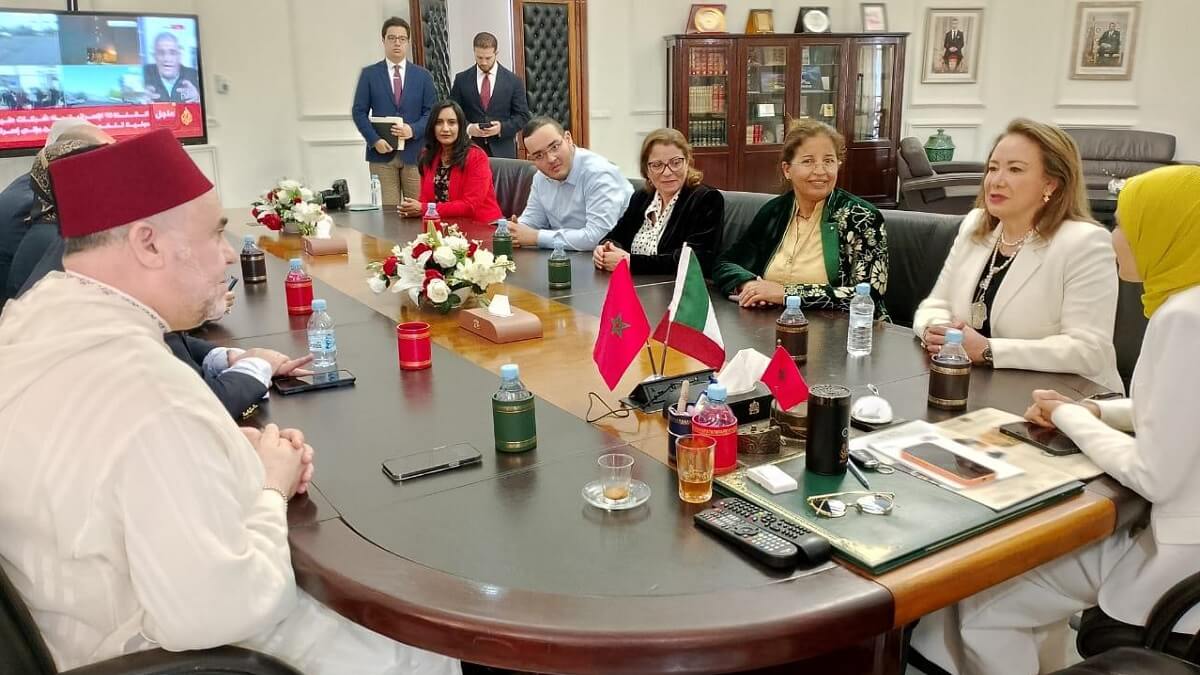 Yasmine Esquivel Mossa recibida por el presidente de la Cámara de Comercio, Industria y Servicios de Casablanca