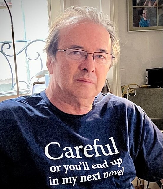 Nos quieren muertos, Javier Moro