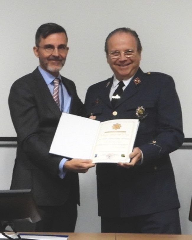 Antonio Miguel Carmona galardonado con la Gran Cruz Serge Lazareff de la OTAN