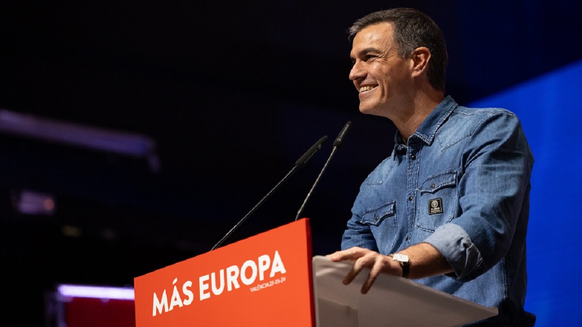 El secretario general del PSOE y presidente del Gobierno de España no es un peligro internacional, sino un indiscutible pacificador y líder mundial como no hay otro en el mundo actual - PHOTO/PSOE-Eugenia Morago