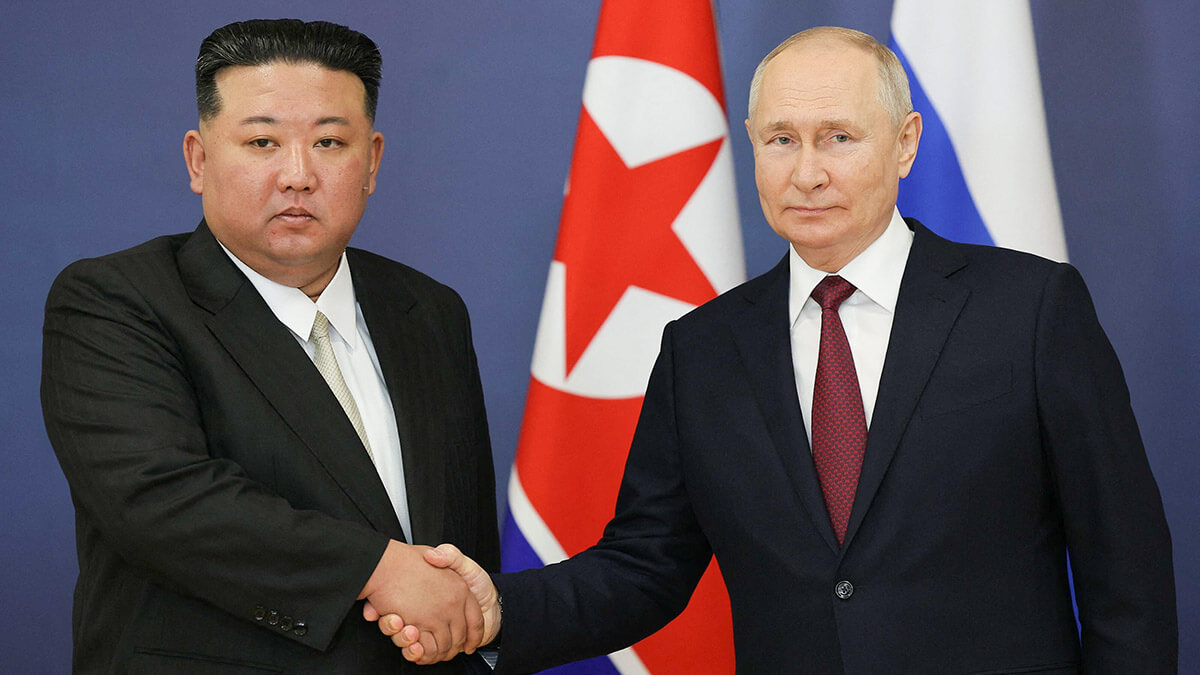El presidente ruso Vladimir Putin y al líder norcoreano Kim Jong Un durante su reunión en el cosmódromo de Vostochny en la región de Amur el 13 de septiembre de 2023 - AFP/VLADIMIR SMIRNOV