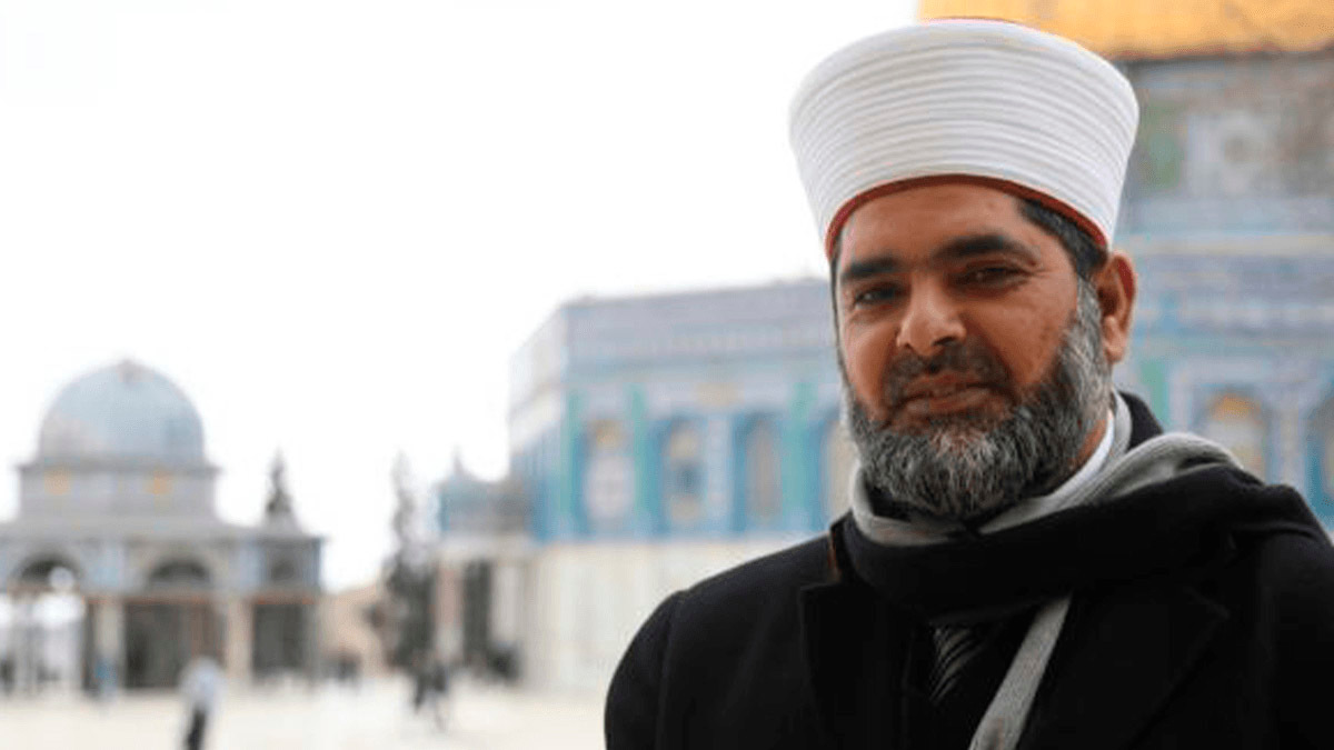 <p>El Jeque Omar al-Kiswani, director de la Mezquita de Al-Aqsa - PHOTO/ARCHIVO</p>