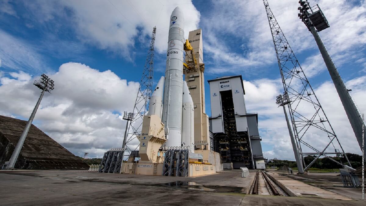 Foto2EsaAriane6ListoLanzCreEsaCnesArianeGroupArianespace