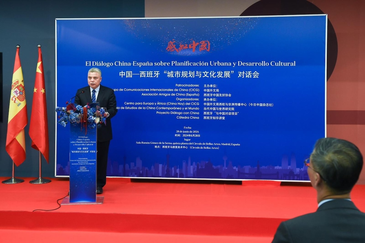 Hu Kaihong vicem inistro china