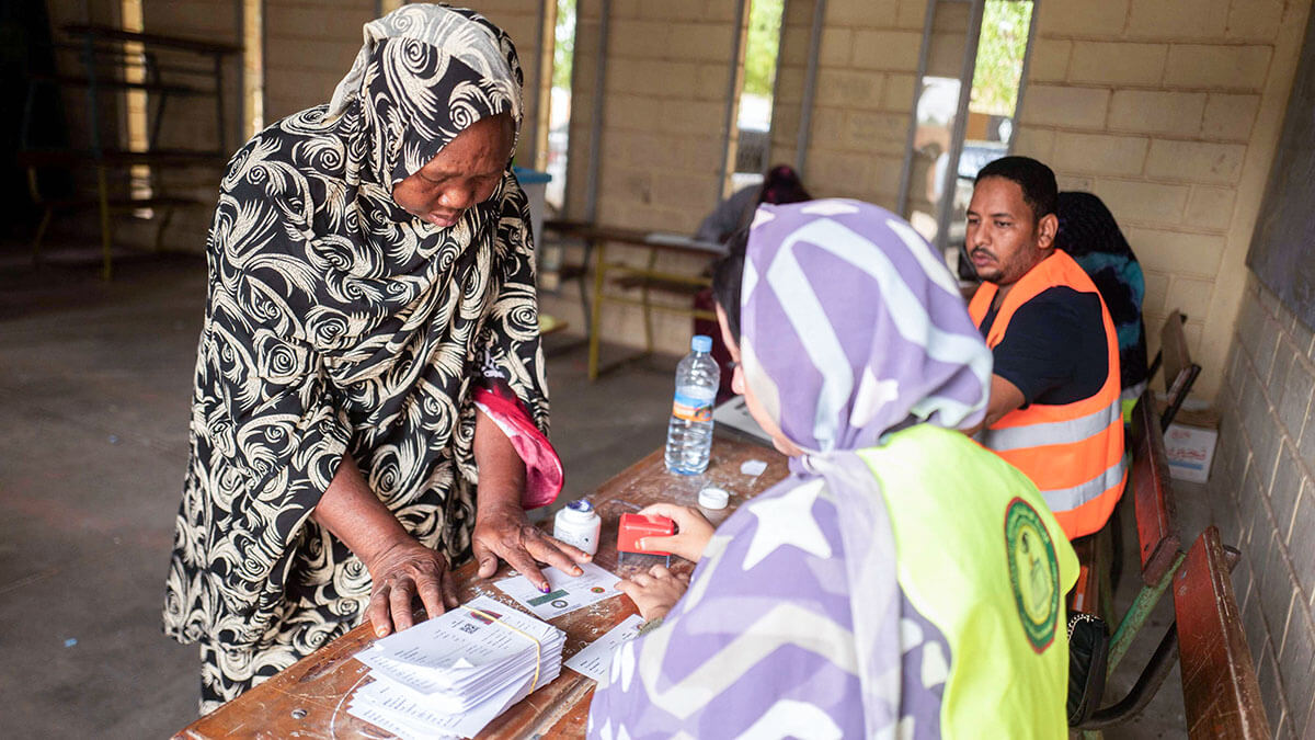 Una mesa de votación en Nouakchott el 29 de junio de 2024 - AFP/MICHELE CATTANI