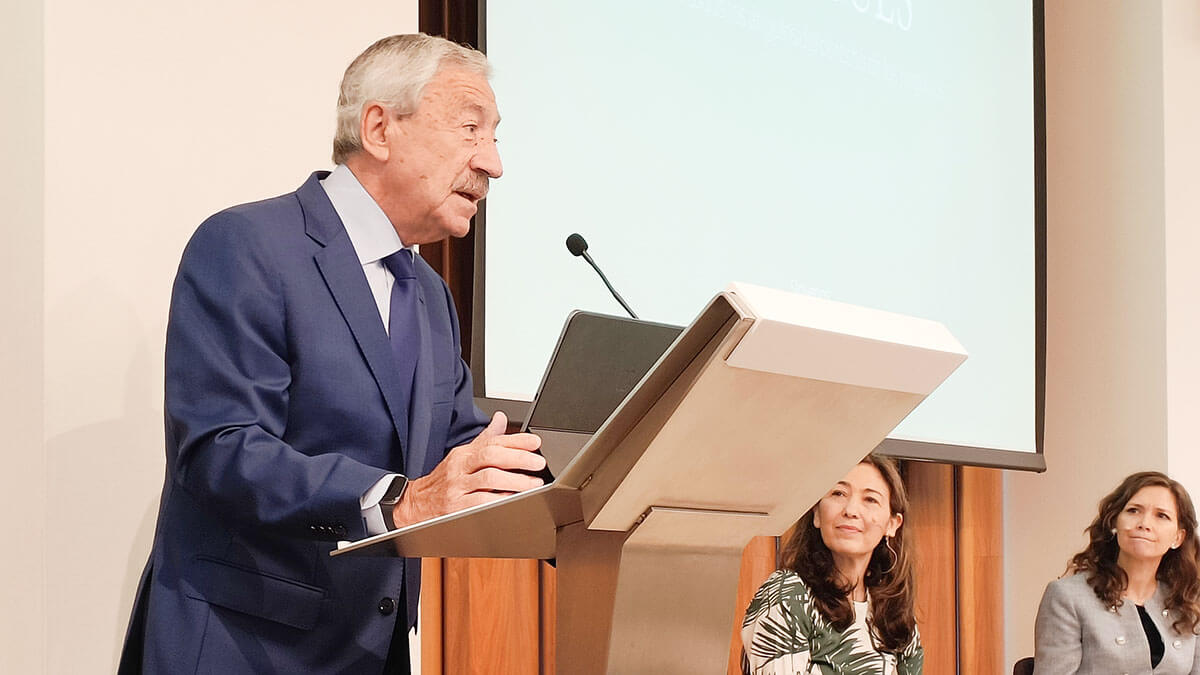 El presidente de AESMIDE, Gerardo Sánchez Revenga, señala que Bruselas va por el camino de las compras conjuntas una vez que la UE ha decidido reforzar las capacidades de su tejido industrial de defensa - PHOTO/JPons