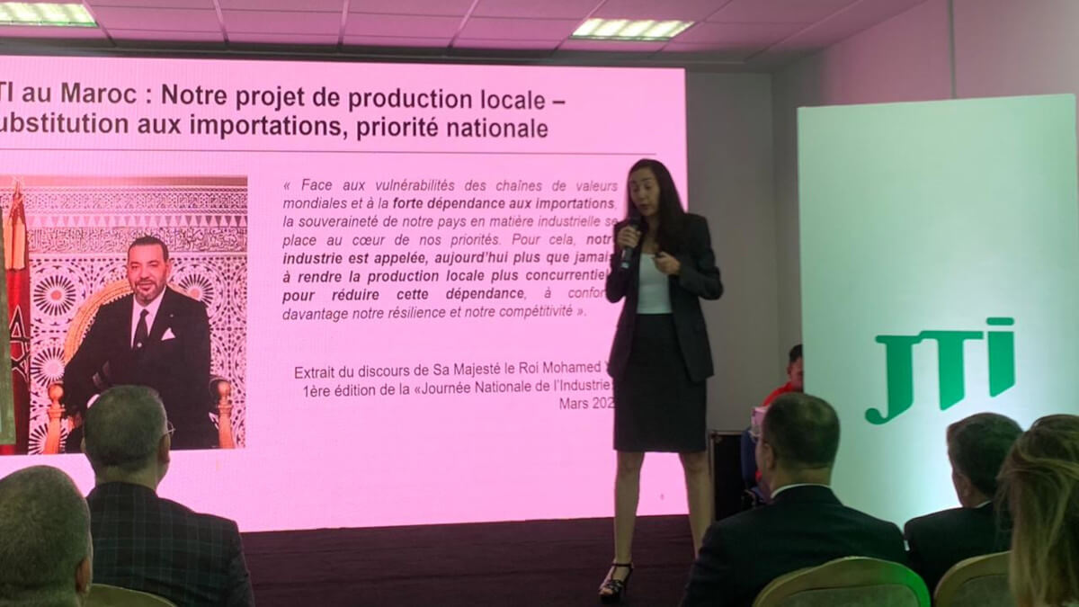 Loubna Saber directora de asuntos públicos JTI