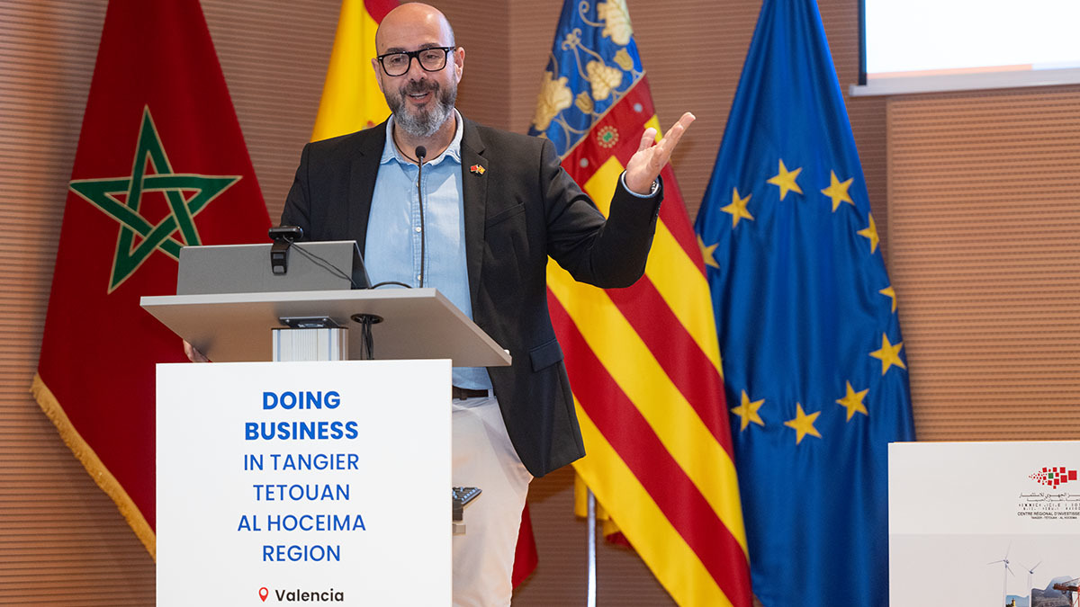 <p>Juan Antonio Vidal, durante su intervención en el “Doing Business in Tangier-Tetouan-Al Hoceima Region” celebrado en Valencia - PHOTO/ATALAYAR </p>