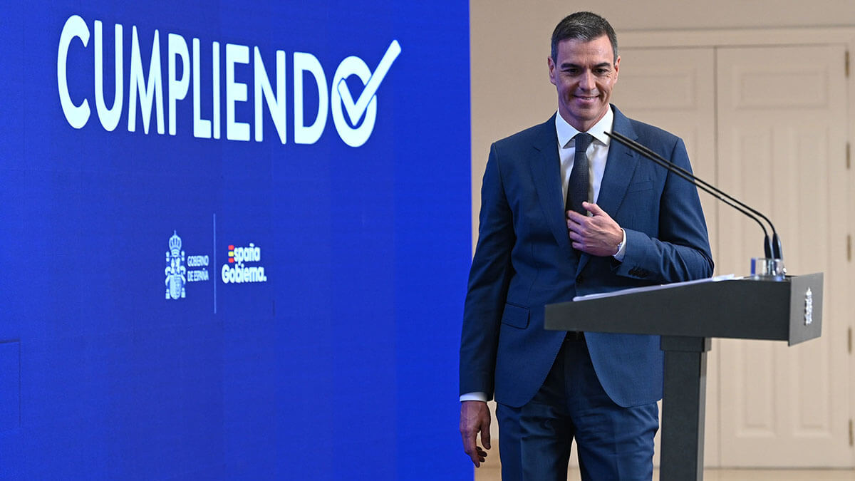 Con la sonrisa en el rostro, el presidente Sánchez ha afirmado estar “muy satisfecho, muy contento, muy feliz” con la previsible cesión de la soberanía fiscal a Cataluña - PHOTO/Pool Moncloa-Borja Puig de la Bellacasa 