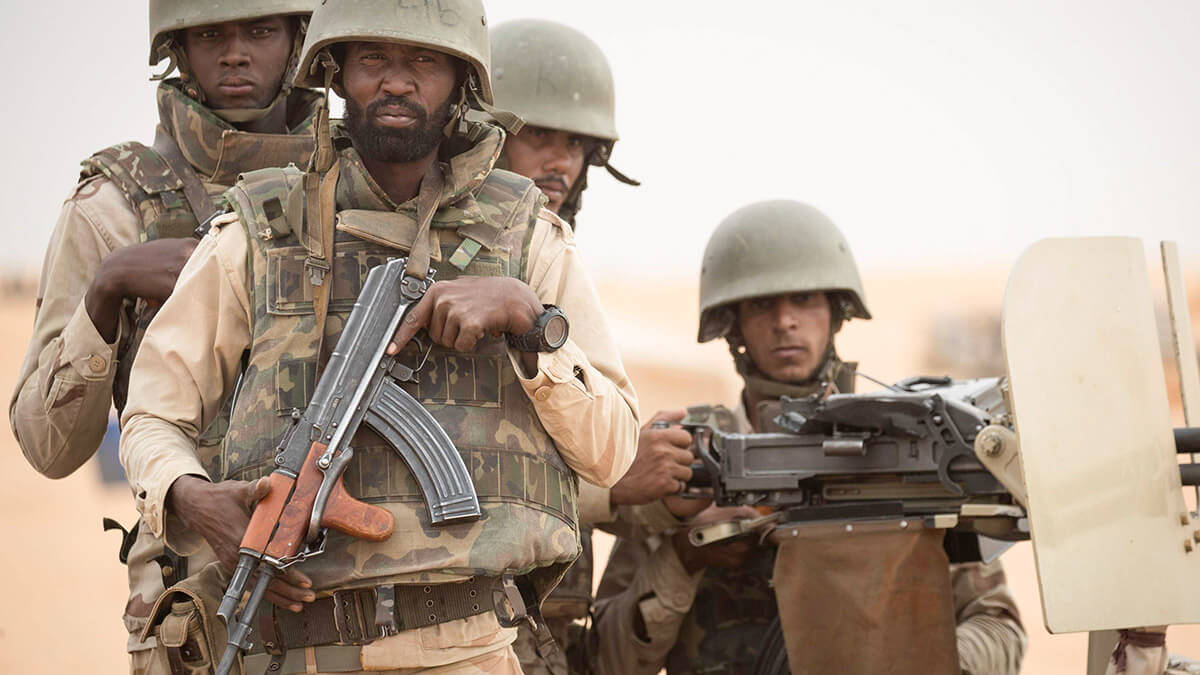AFP/ THOMAS SAMSON - Las aldeas remotas cercanas a la frontera con Mali han sido desatendidas durante mucho tiempo por las autoridades, lo que las convierte en presa fácil de los yihadistas y otros grupos armados que han proliferado en la región del Sahel de África