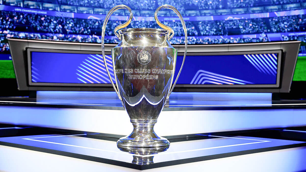 <p>Trofeo de la UEFA Champions League antes del sorteo de la fase de grupos del torneo de fútbol de la UEFA Champions League 2024-2025, en el Foro Grimaldi en Mónaco el 29 de agosto de 2024 - AFP/ VALERY HACHE</p>