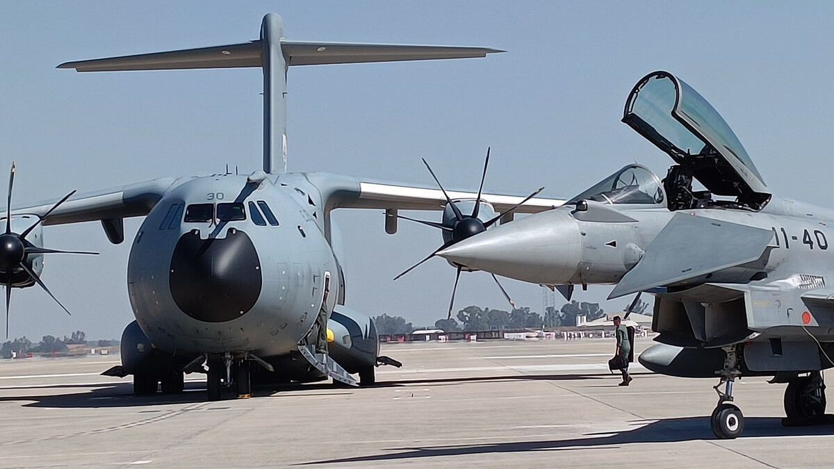 Las principales aeronaves de Agrupación Aérea Expedicionaria Plus Ultra han sido cuatro cazas Eurofighter, apoyados por dos aviones de transporte táctico A400M del Ala 31 de Zaragoza - PHOTO/Team Luftwaffe