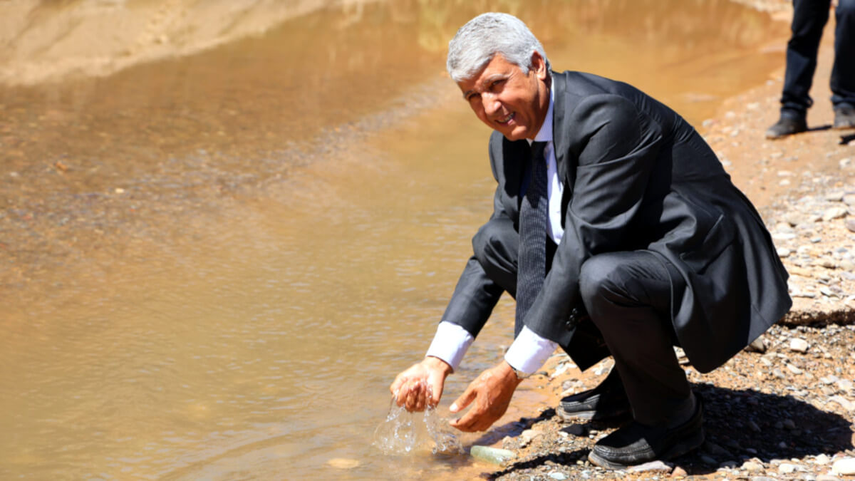 Tras los daños causados por las fuertes lluvias que se produjeron en las regiones del sudeste, el ministro de agricultura, Mohamed Sadiki, visitó la región de Ouarzazate para comprobar los efectos de las recientes precipitaciones – PHOTO/REDES SOCIALES