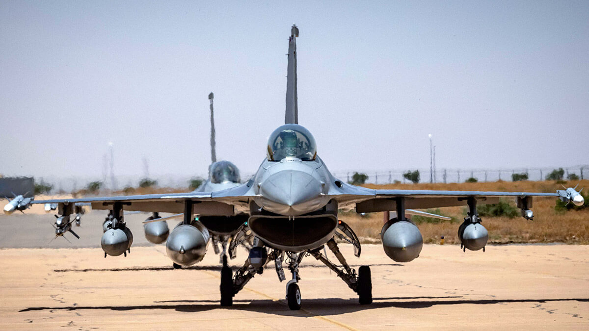 Aviones de combate F-16 de la Fuerza Aérea estadounidense aterrizan en una base aérea en Ben Guerir - AFP/FADEL SENNA