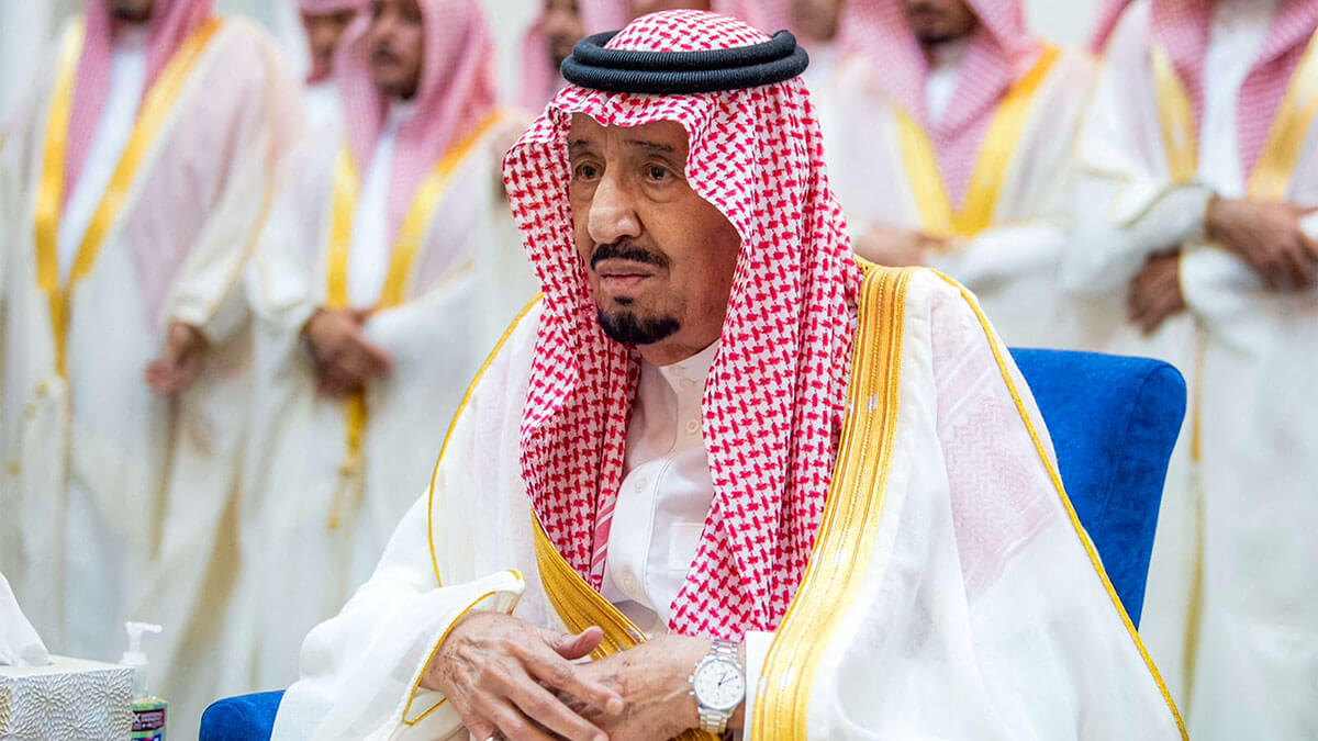 Esta fotografía proporcionada por la Agencia de Prensa Saudí (SPA) muestra al rey de Arabia Saudí, Salman bin Abdulazi - PHOTO/SPA