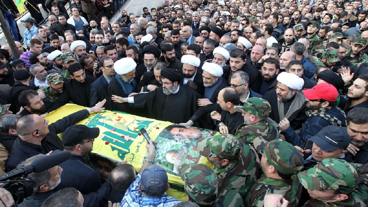 El dirigente de Hezbolá Hashem Safi Al-Din en un funeral - PHOTO/AFP/ANWAR AMRO