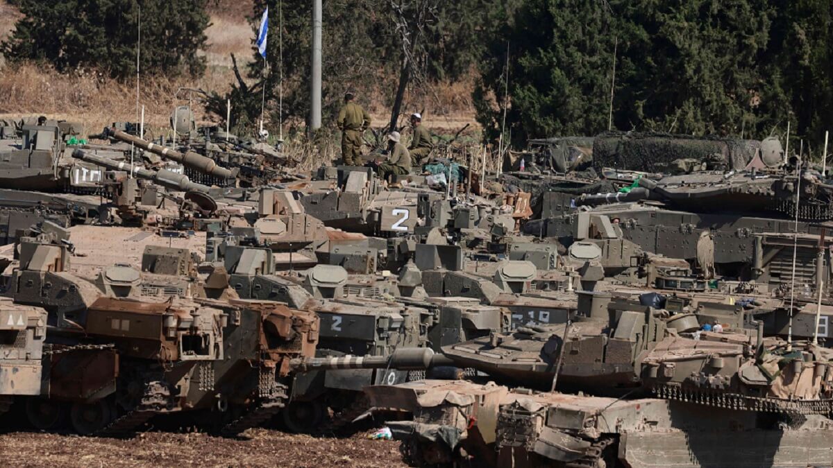 Imagen de tanques de Israel en la frontera con el Líbano - PHOTO/AFP/MENAHEM KAHANA