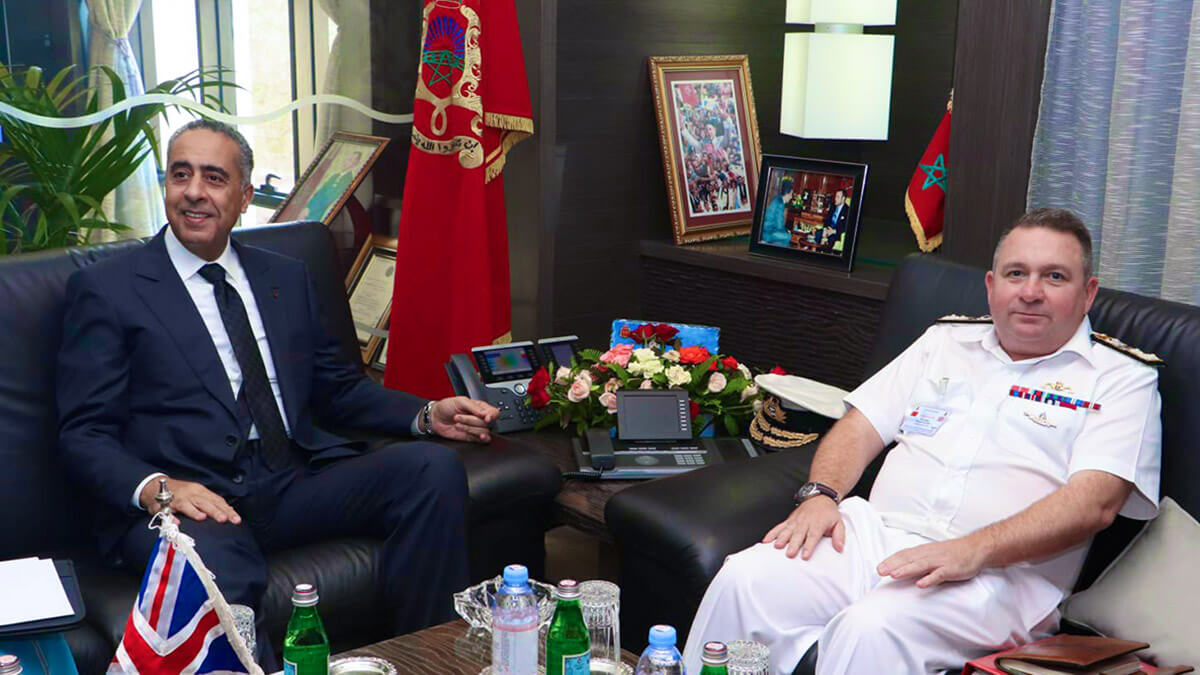 El director general de Seguridad Nacional y Vigilancia Territorial y el vicealmirante Edward Algren, principal asesor militar británico para Oriente Medio y África del Norte, acordaron mecanismos de cooperación bilateral para enfrentar desafíos de seguridad a nivel regional e internacional - PHOTO/@DGSN_MAROC