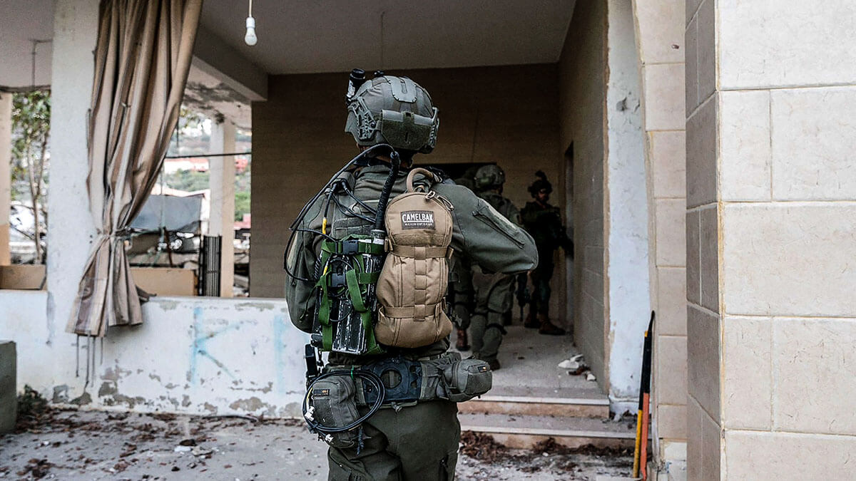 Hezbolá dijo que había obligado a las tropas israelíes a retirarse el 8 de octubre después de que cruzaran al Líbano cerca de un puesto de mantenimiento de la paz de la ONU (FPNUL) luego del anuncio de Israel la semana pasada de que estaba realizando incursiones terrestres - PHOTO/ EJÉCITO ISRAELÍ