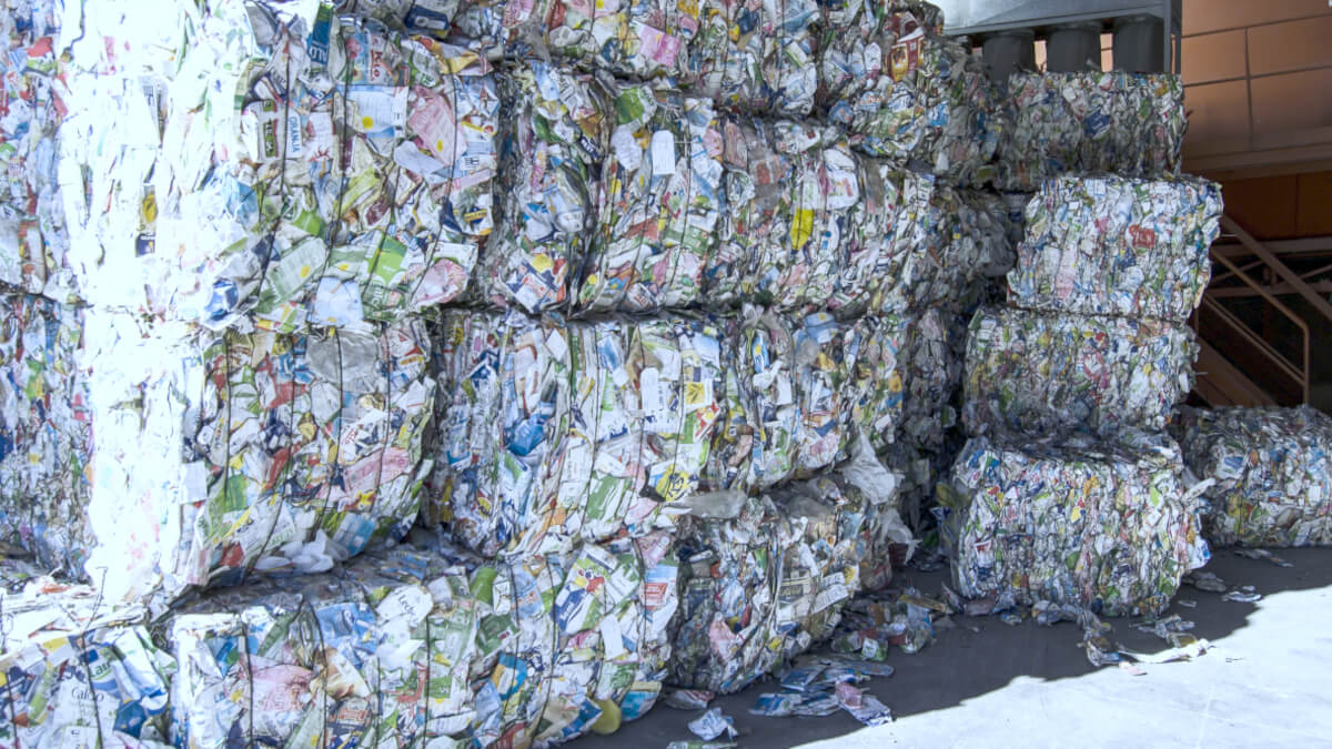 Residuos plásticos reciclados - <a target="_blank"  data-cke-saved-href="https://depositphotos.com/es/home.html?/" href="https://depositphotos.com/es/home.html?/">Depositphotos</a>