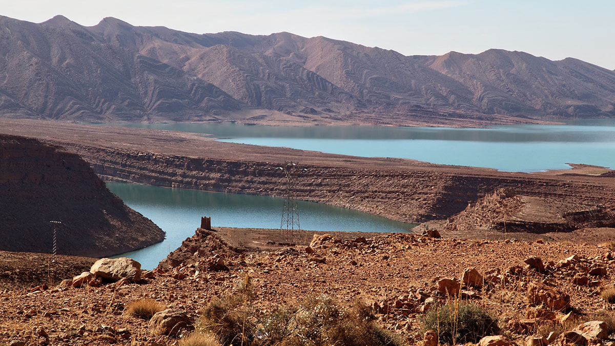 <p>Presa y embalse de Hassan Addakhil situados en el Alto Atlas marroquí - Photo by Creative Touch Imaging Ltd./NurPhoto) (Photo by Creative Touch Imaging Ltd / NurPhoto / NurPhoto via AFP </p>
