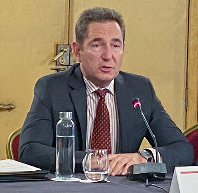 Javier Sierra, director general de Aresbank - PHOTO/ATALAYAR