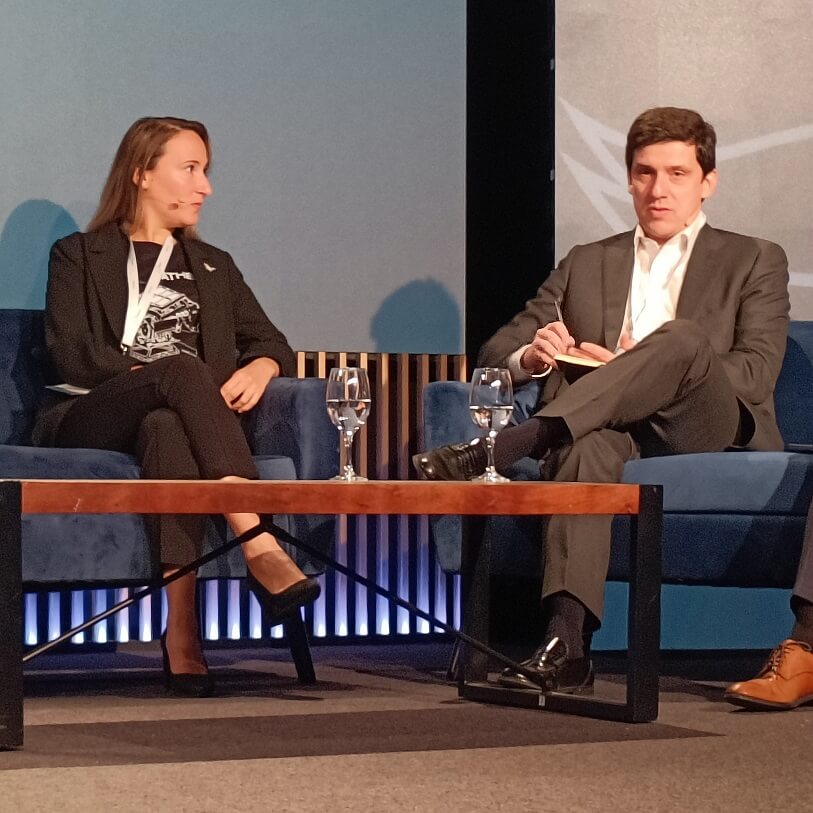 Tres características definen el New Space español: agilidad, adaptabilidad y dificultad para acceder al capital privado, resume Sara Correyero (Ienai), junto a Francisco Vilhena da Cunha, responsable del operador portugués Geosat - PHOTO/JPons