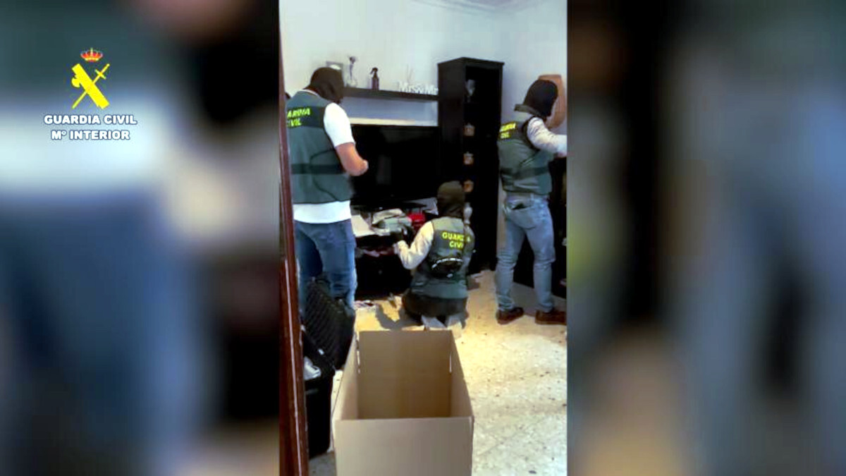 <p>Detención de propagandistas del terrorismo yihadista en España - PHOTO/MINISTERIO DEL INTERIOR</p>