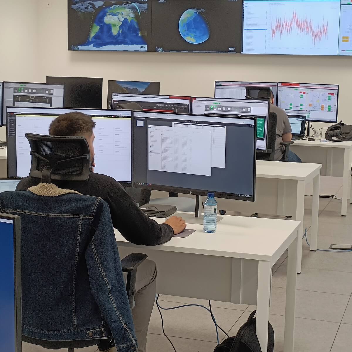 GMV trabaja para completar en las próximas fechas la integración y activación de todos los sistemas y subsistemas que van a gestionar los servicios, telemetría, control y comunicaciones de los SpainSat NG - PHOTO/JPons