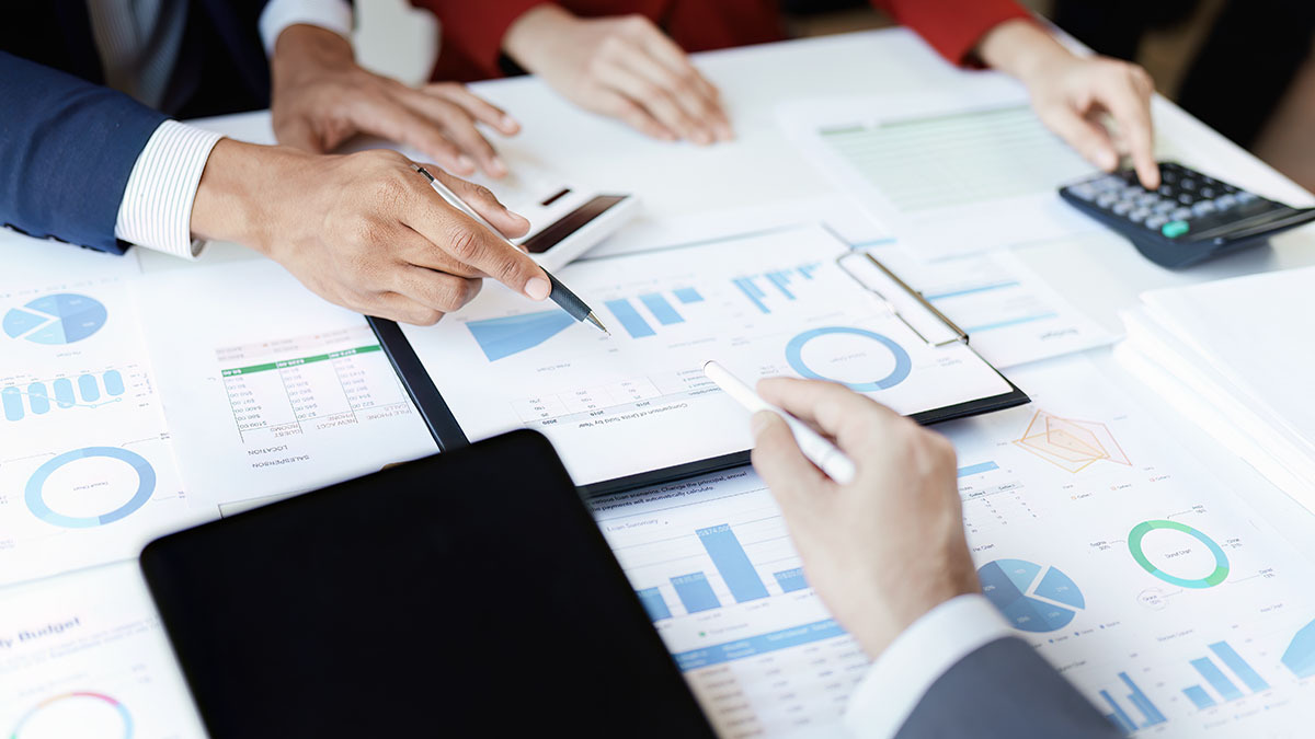Se propone la creación de un módulo de apoyo dedicado a facilitar los trámites administrativos, asesorar a los MDM y a los inversores extranjeros - <a data-cke-saved-href="https://depositphotos.com/es/?/" href="https://depositphotos.com/es/?/">Depositphotos</a>