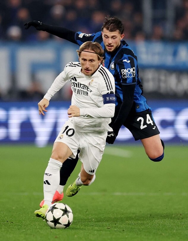 Modric en el partido entre Atalanta y Real Madrid en la Champions League - PHOTO/REUTERS/CLAUDIA GRECO