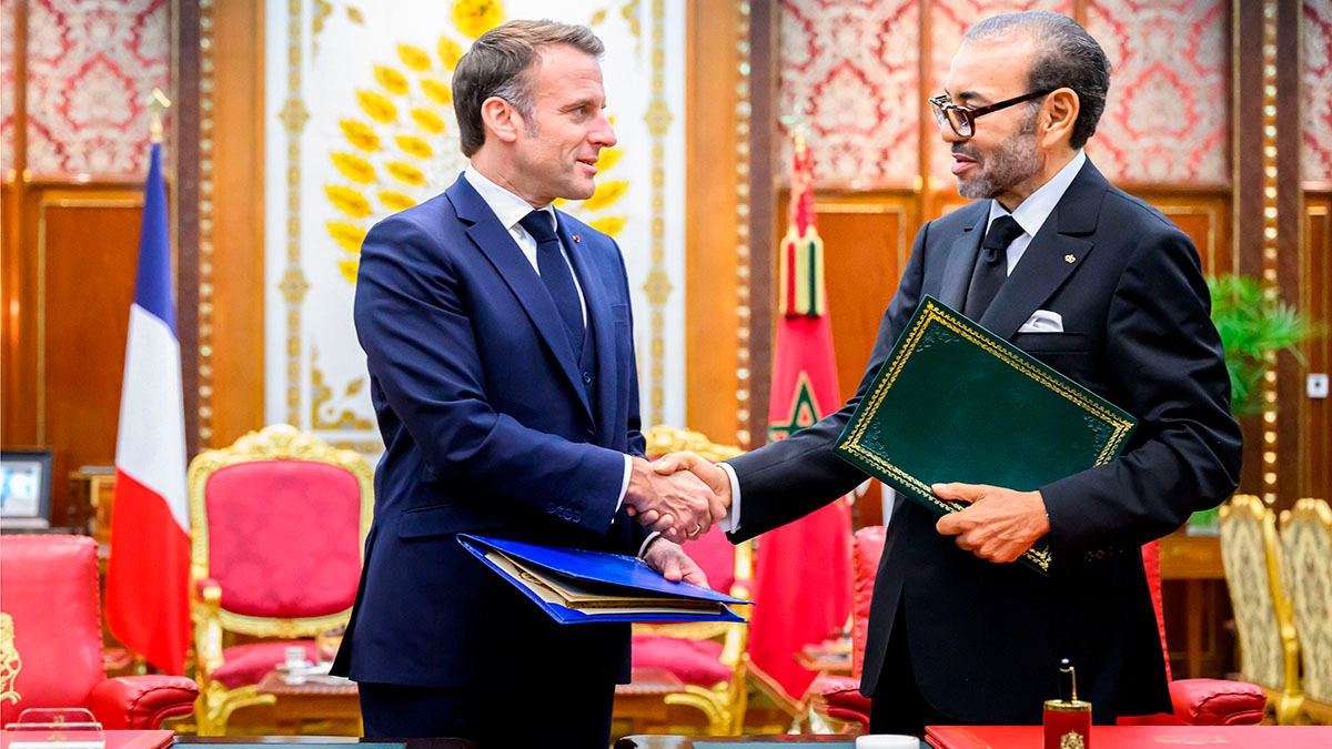 El rey Mohamed VI y el presidente Emmanuel Macron firman en Rabat la Declaración sobre la “Asociación reforzada excepcional” entre Marruecos y Francia - PHOTO/MAP