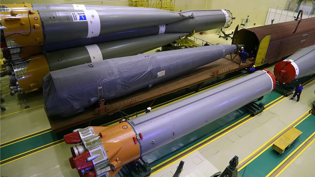El programa espacial de Rusia está lastrado por su ilegal invasión de Ucrania. Roscosmos tan sólo ha podido efectuar 17 despegues, 15 de ellos del veterano Soyuz (en imagen) que acaba de cumplir su vuelo número 2.000 - PHOTO/TsENKI-Roscosmos