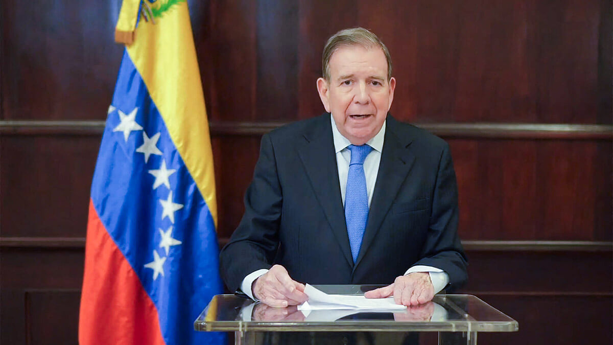 <p>Edmundo González Urrutia, pronunciando un discurso en Santo Domingo, República Dominicana, el 10 de enero de 2025 - PHOTO/ @EdmundoGU </p>