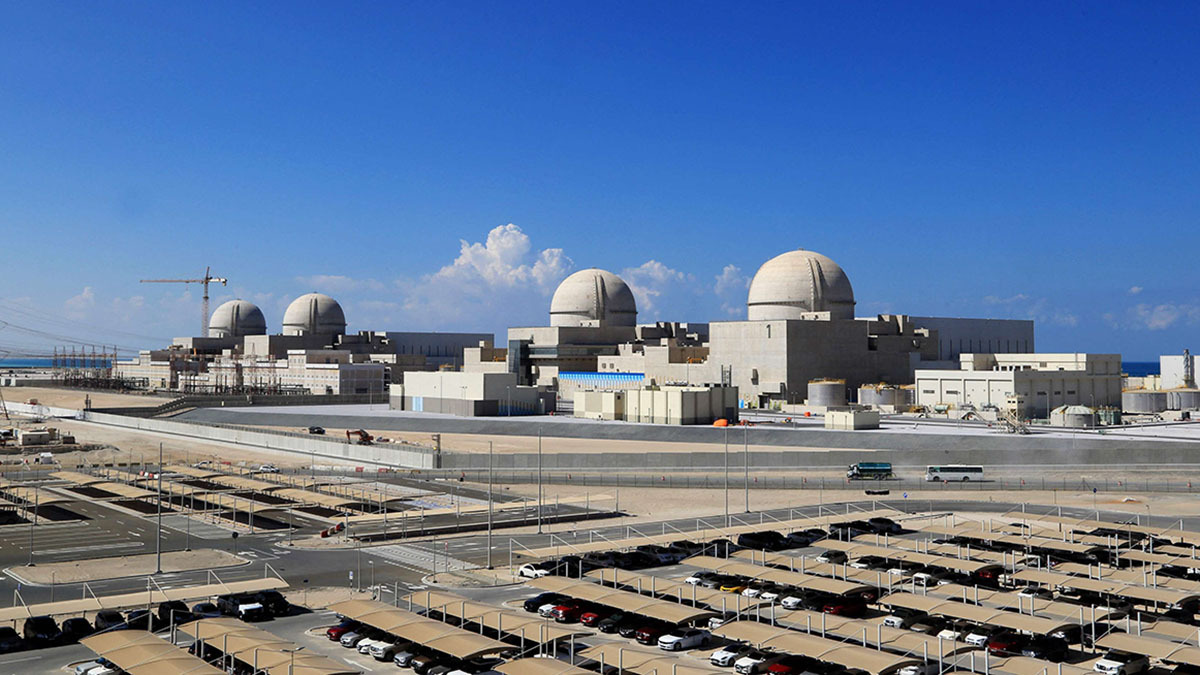 Vista general de la central en la región de Gharbiya de Abu Dhabi, en la costa del Golfo - PHOTO/ Barakah Nuclear Power Plant