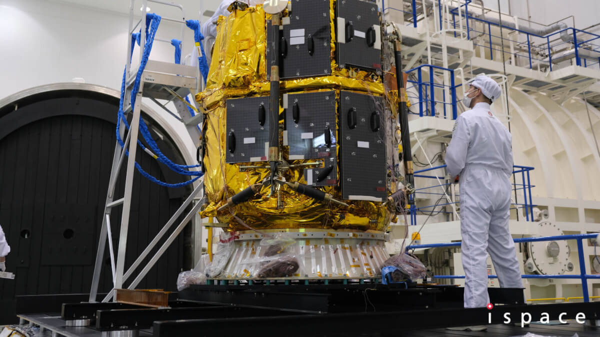El módulo de descenso Hakuto-R M2 Resilience de la compañía japonesa Ispace ya viaja hacia la Luna junto con la norteamericana Blue Ghost M1 de Firefly, tras despegar en uno de los últimos siete Falcón 9 lanzados hasta el 15 de enero - PHOTO/Ispace