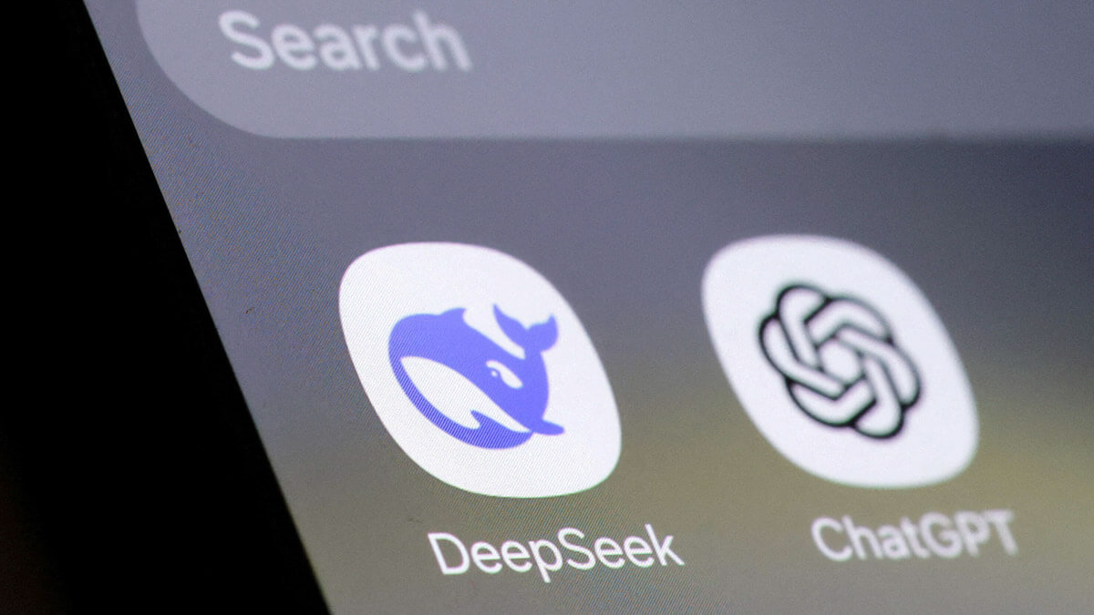 <p>Los íconos de las aplicaciones Deepseek y ChatGPT - REUTERS/ DADO RUVIC</p>
