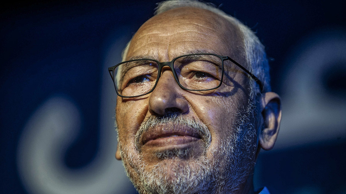 <p>En esta fotografía de archivo del 3 de octubre de 2019, el líder del partido islamista y presidente del parlamento, Rached Ghannouchi - AP/ HASSENE DRIDI</p>
