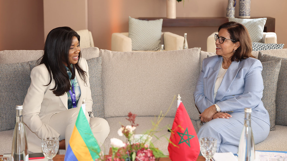 Syrielle Zora Kassa, la ministra de Pesca y Mar del Gabón junto a la secretaria de Estado encargada de pesca marítima, Zakia Driouich