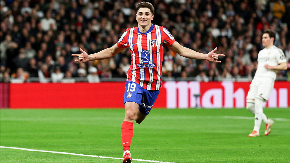 <p>Julián Álvarez del Atlético de Madrid celebra su primer gol - REUTERS/VIOLETA SANTOS MOURA </p>