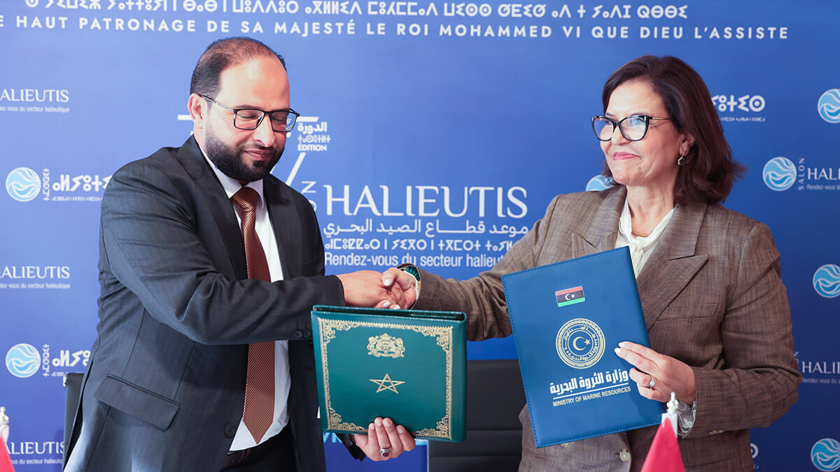 Zakia Driouich, la secretaria de Estado del ministro de Agricultura, Pesca Marítima, Desarrollo Rural y Recursos Hídricos y Bosques, encargada de Pesca Marítima del Reino de Marruecos y Adel Sultan, el ministro de Recursos Marinos de Libia