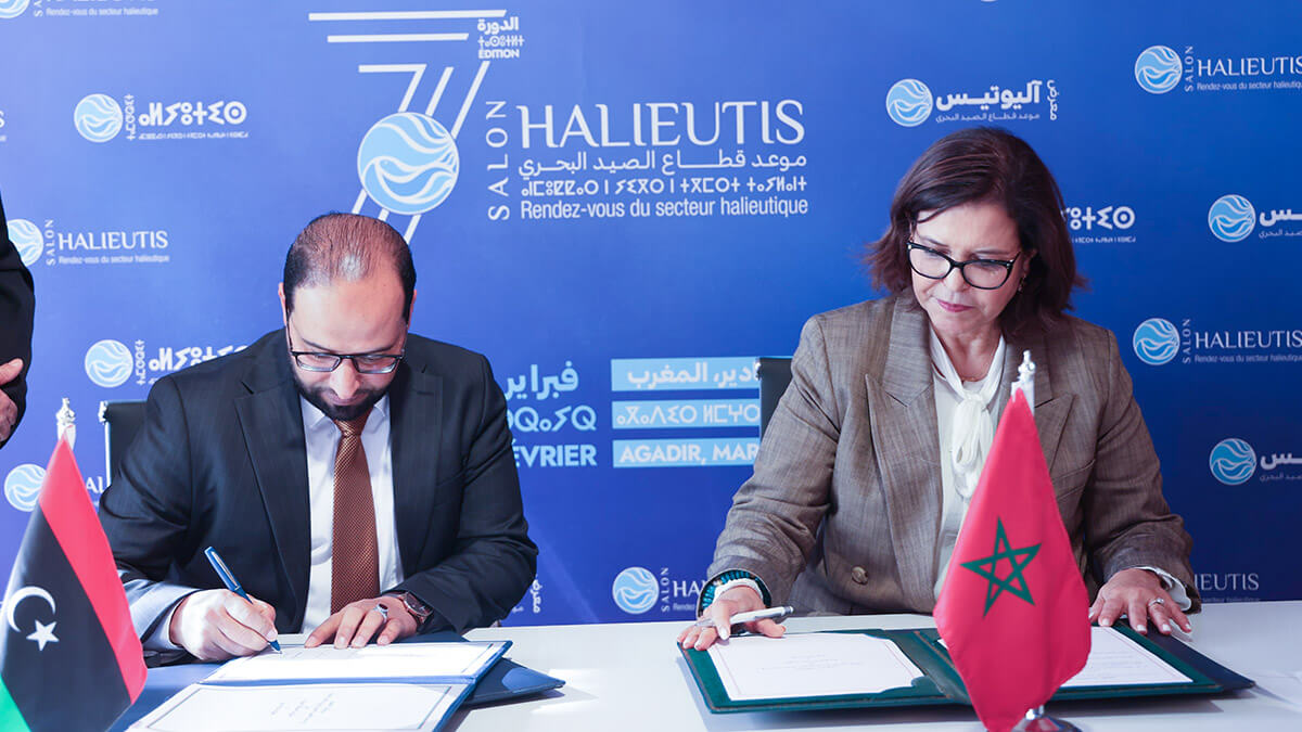 Zakia Driouich, la secretaria de Estado del ministro de Agricultura, Pesca Marítima, Desarrollo Rural y Recursos Hídricos y Bosques, encargada de Pesca Marítima del Reino de Marruecos y Adel Sultan, el ministro de Recursos Marinos de Libia