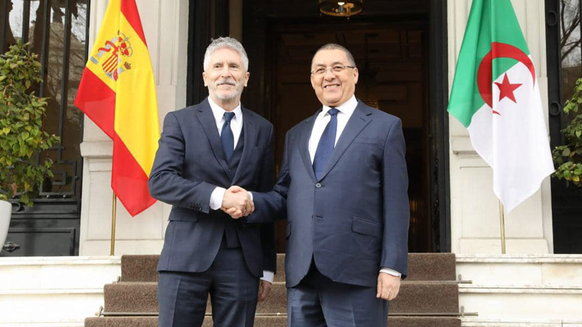 Fernando Grande-Marlaska, ministro del Interior de España junto a Ibrahim Merad, ministro del Interior y del Gobierno Local de Argelia - PHOTO/ MINISTERIO DEL INTERIOR