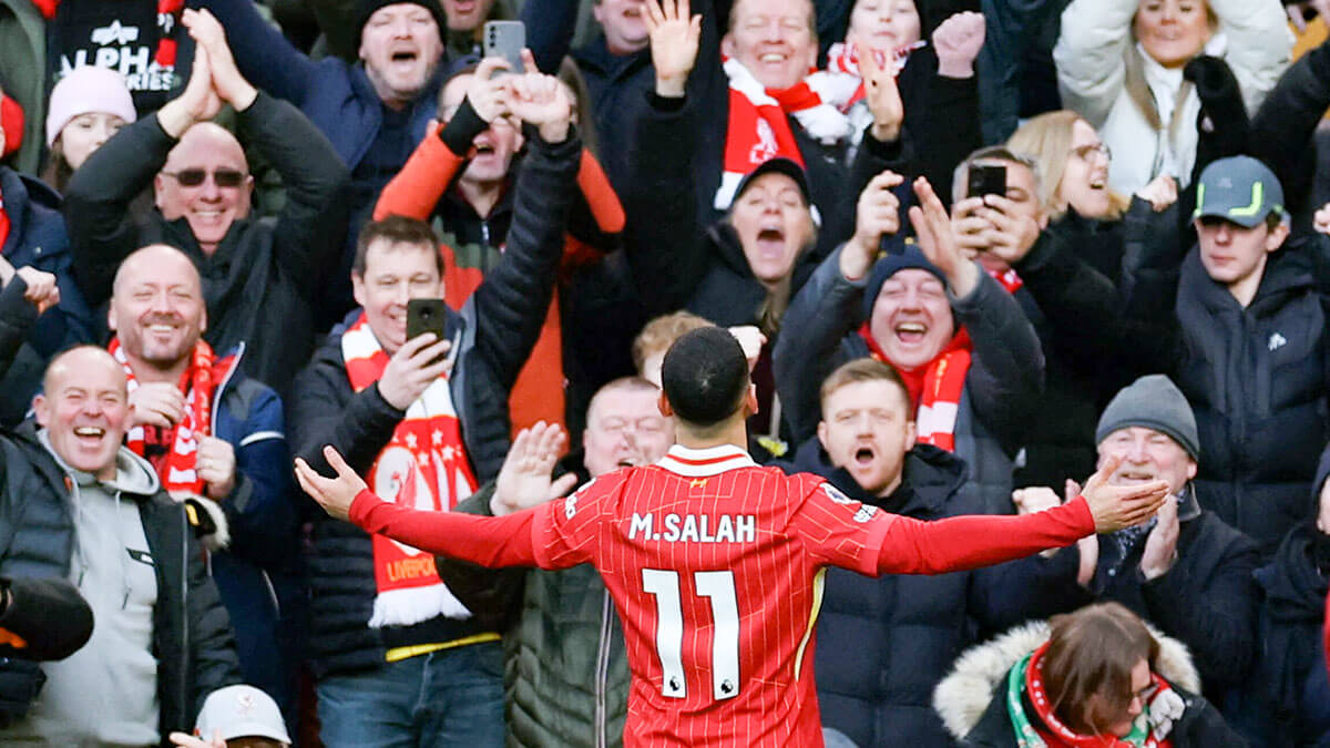 Mohamed Salah del Liverpool celebra su segundo gol durante el partido de la Premier League entre el Liverpool y el Ipswich Town el 25 de enero de 2025 - REUTERS/PHIL NOBLE