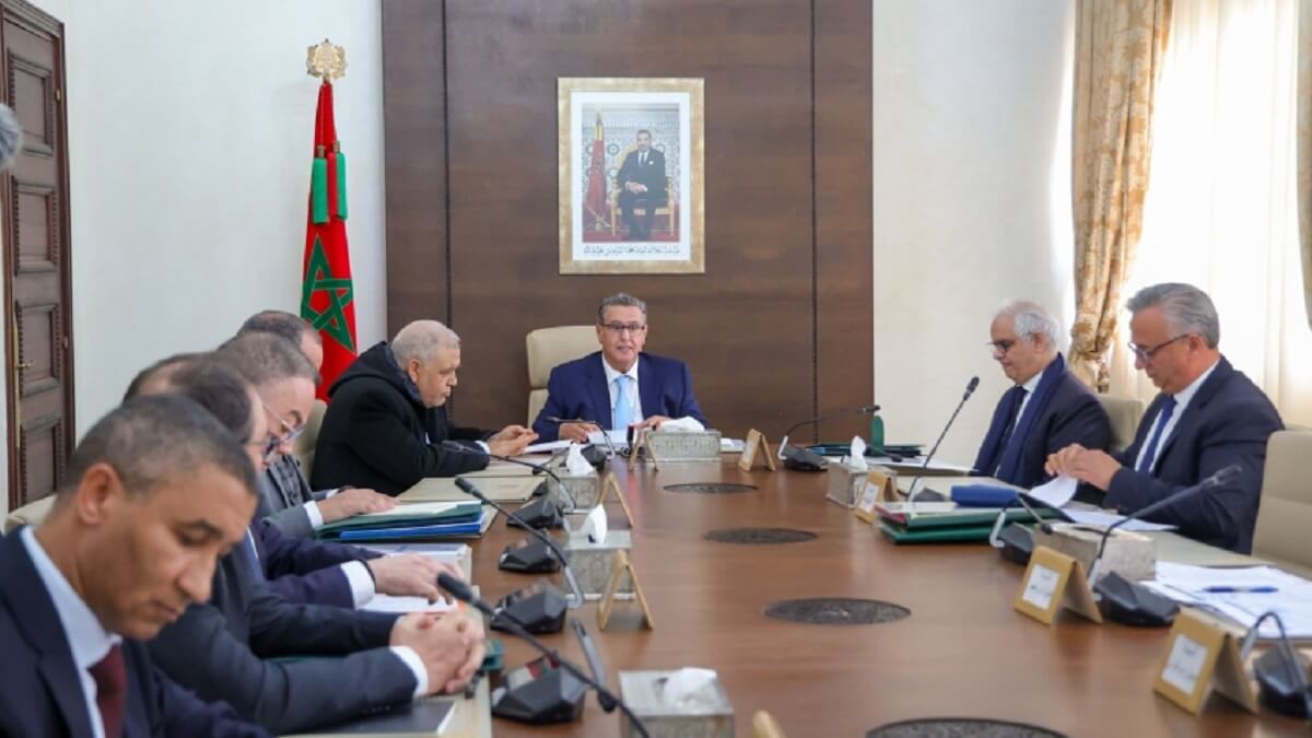 El jefe del Gobierno Aziz Akhannouch preside una reunión del comité directivo encargado de la “Oferta de Marruecos” para el hidrógeno verde – PHOTO/OFICINA DEL JEFE DEL GOBIERNO DE MARRUECOS